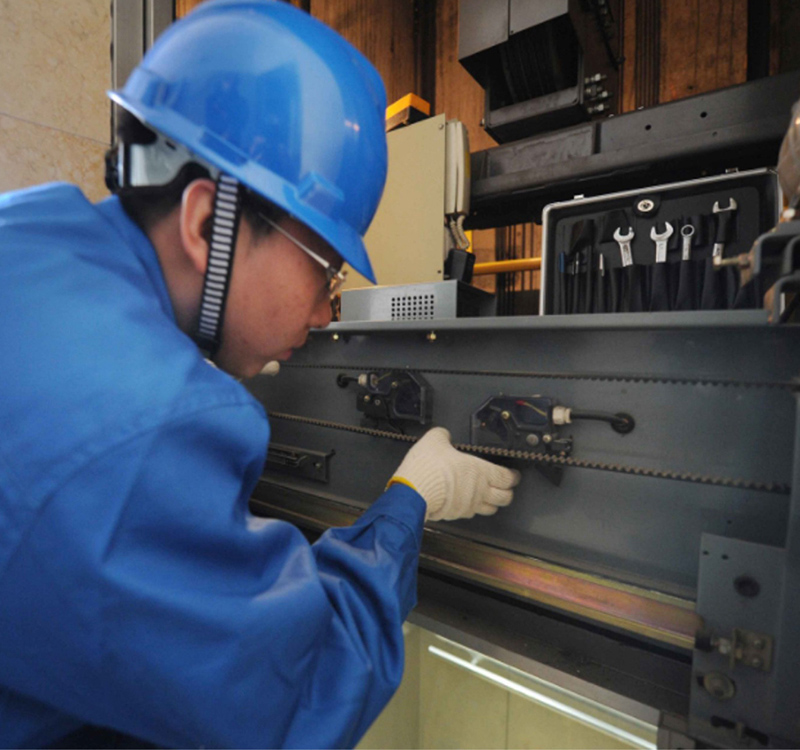 Elevator Door Operator Maintenance